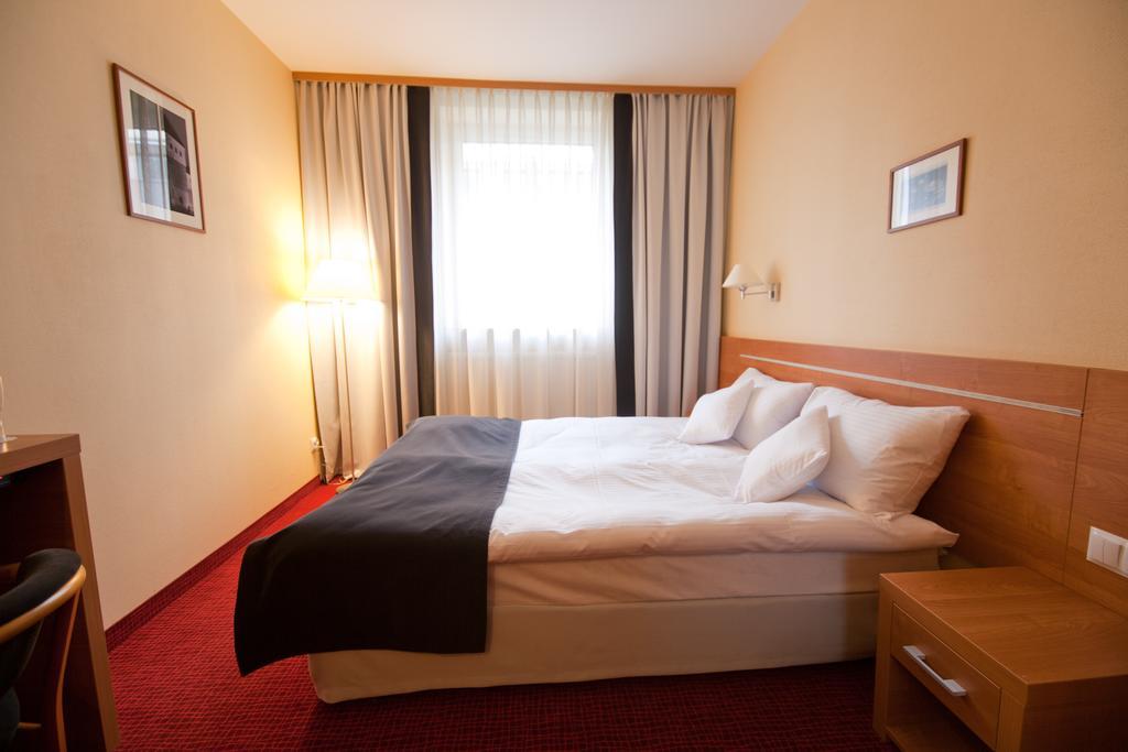 Hotel Malinowski Business Gliwice Szoba fotó