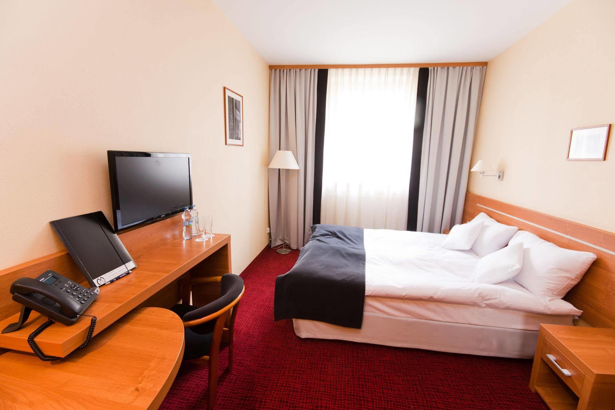 Hotel Malinowski Business Gliwice Szoba fotó